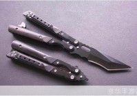 DNF蝴蝶刀：游戏中的利器与玩家情怀（dnf蝴蝶太刀）